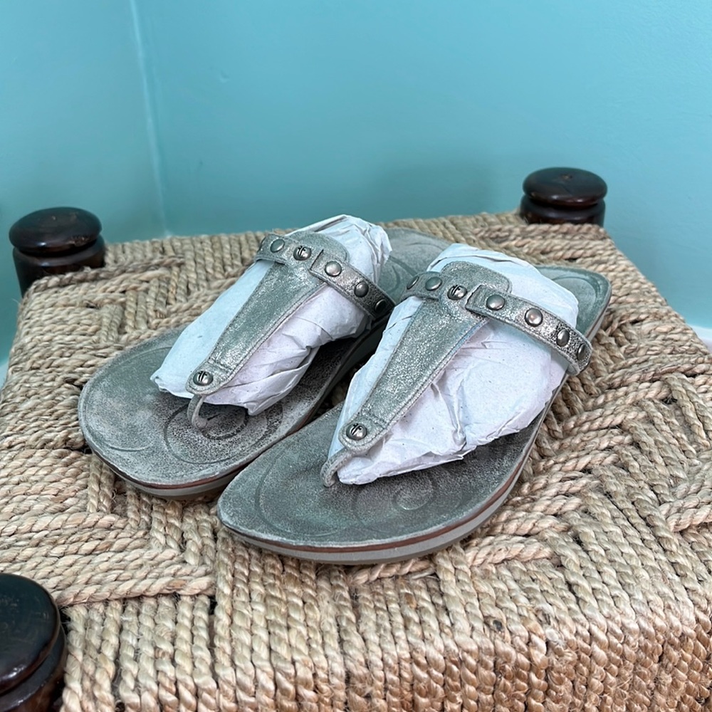 Frye Jessica stud silver sandals